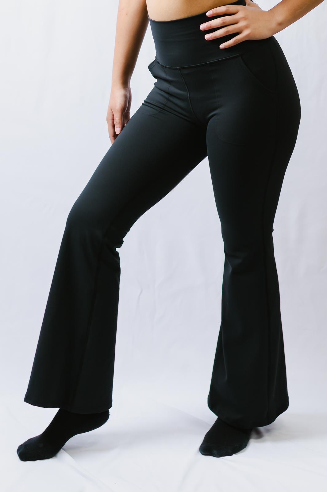 Pocket flare leggings